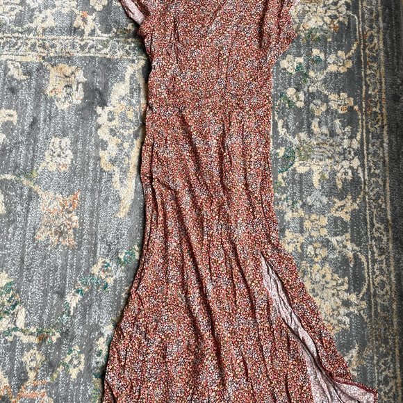 Lulu's Rust Floral Midi Dress - Picture 4 of 7